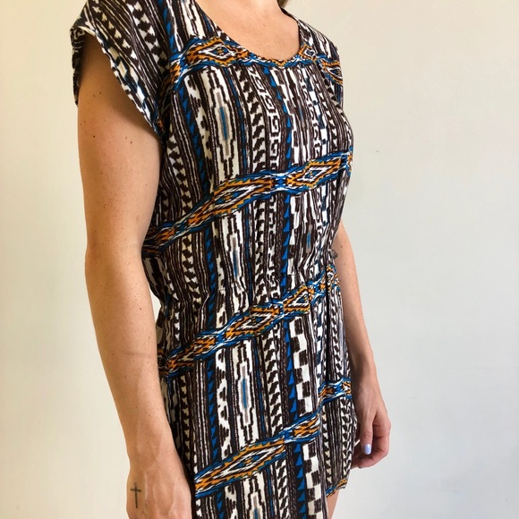 Patterned Dress - Picture 3 of 4